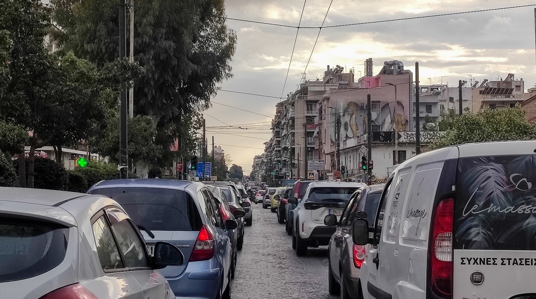 Αυυτοκίνητα