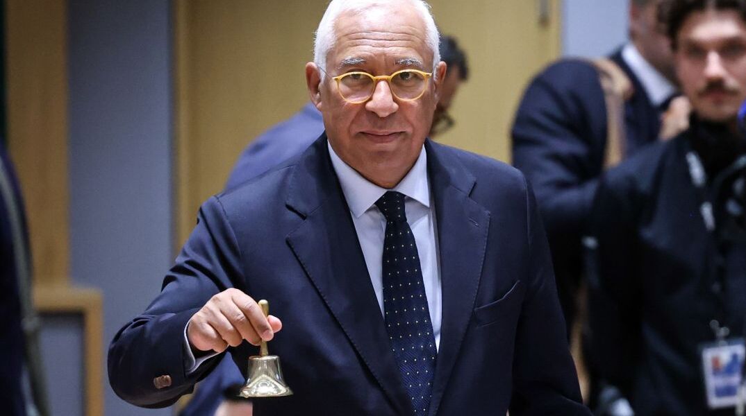 O Αντόνιο Κόστα, χτυπά το κουδούνι της έναρξης σε προηγούμενη Σύνοδο Κορυφής