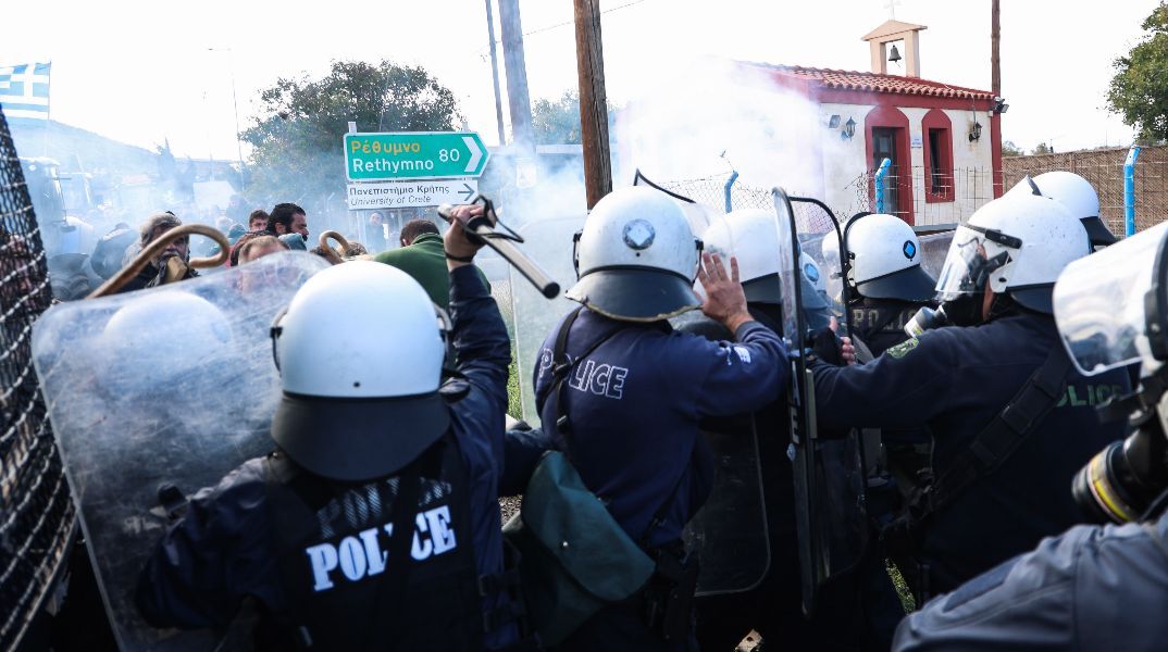 ΕΛΑΣ: Διαψεύδει τη χρήση πλαστικών σφαιρών στις αγροτικές κινητοποιήσεις στην Κρήτη