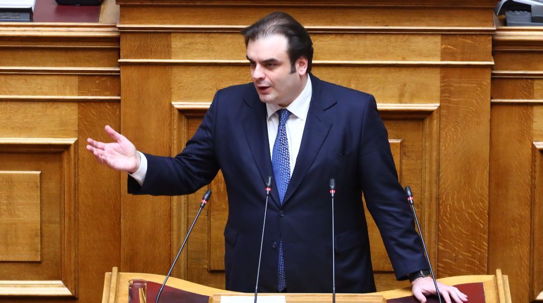 Πιερρακάκης: Οι πληγέντες σε Μάτι και Μάνδρα αντιμετωπίζονται πλέον όπως οι συγγενείς θυμάτων των Τεμπών