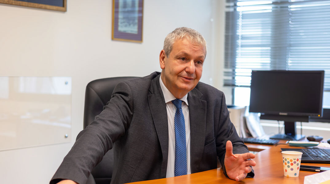 Ευάνθης Χατζηβασιλείου