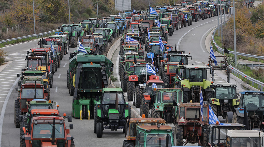 Μπλόκο αγροτών στα Κερδύλλια Σερρών