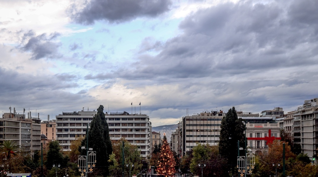 Εικόνα από την πλατεία Συντάγματος