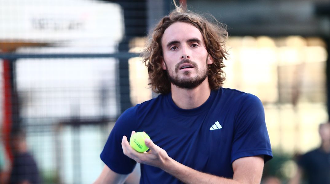 Στέφανος Τσιτσιπάς: Έχει ή όχι δίπλωμα οδήγησης; - Η αποτυχημένη προσπάθεια να δώσει σήματα το 2021