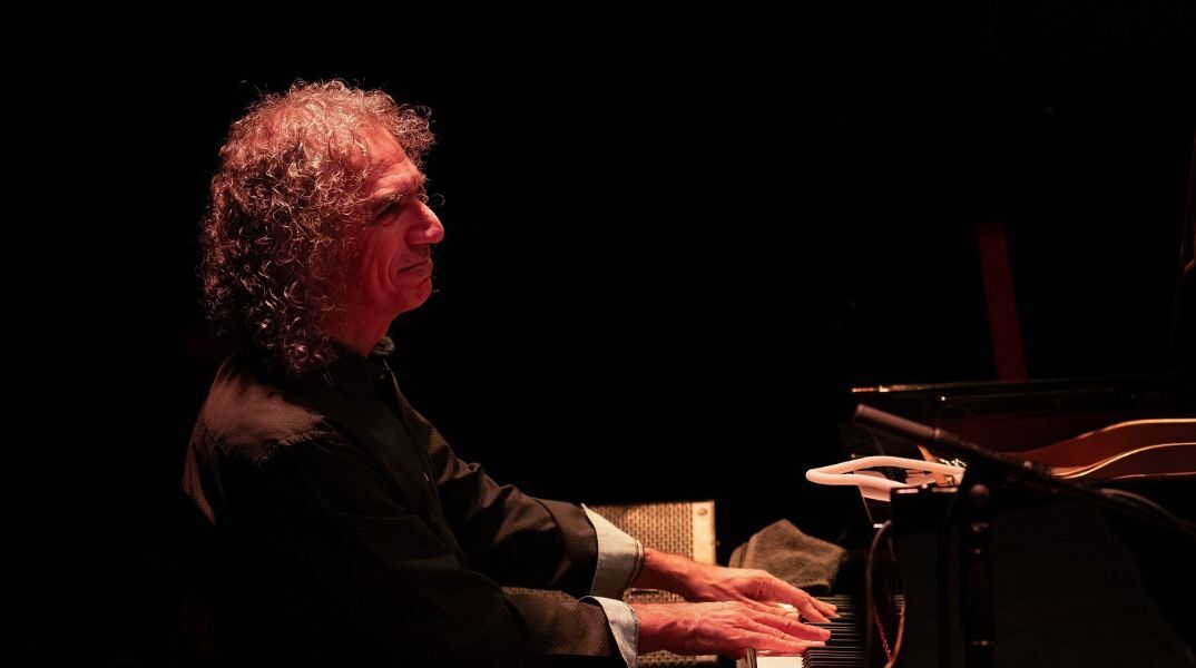 Σταύρος Λάντσιας: Η χαρά του να ζεις το παρόν