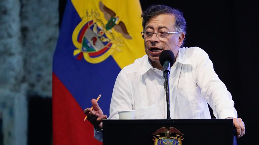 Ο Ντόναλντ Τραμπ προειδοποιεί ότι ο πρόεδρος της Κολομβίας Γκουστάβο Πέτρο «θα είναι ο επόμενος» στην εκστρατεία των ΗΠΑ κατά της διακίνησης ναρκωτικών.