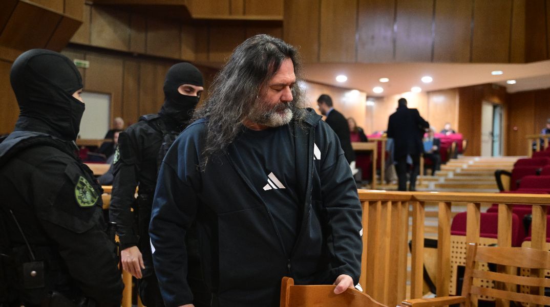 O Γιάννης Λαγός στη Δίκη της Χρυσής Αυγής