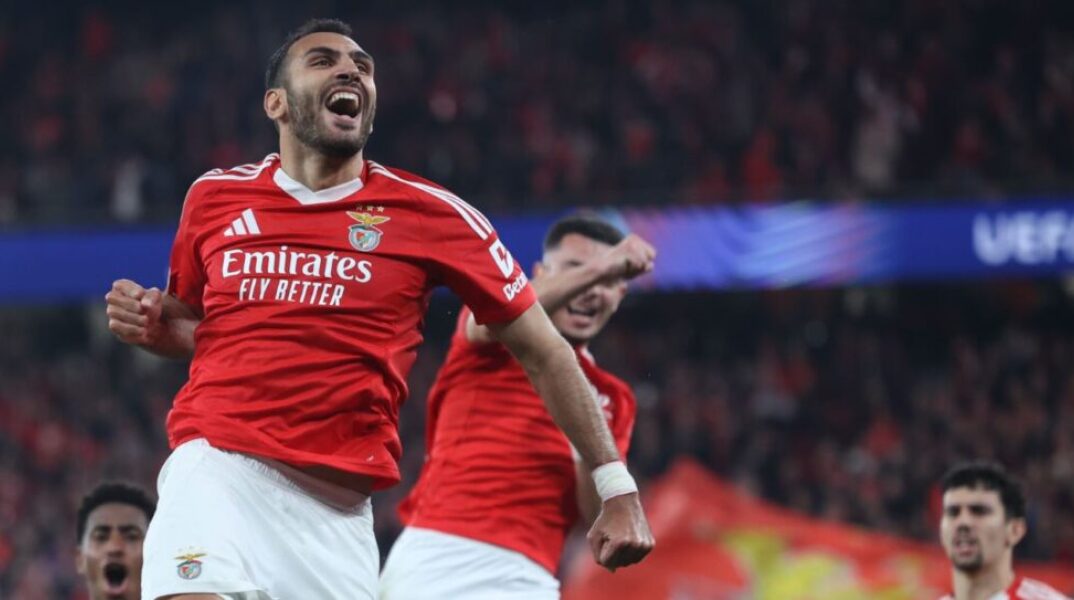 Αποθέωση της Α’Bola για τον σεληνιασμένο Παυλίδη: «Αμείλικτος»