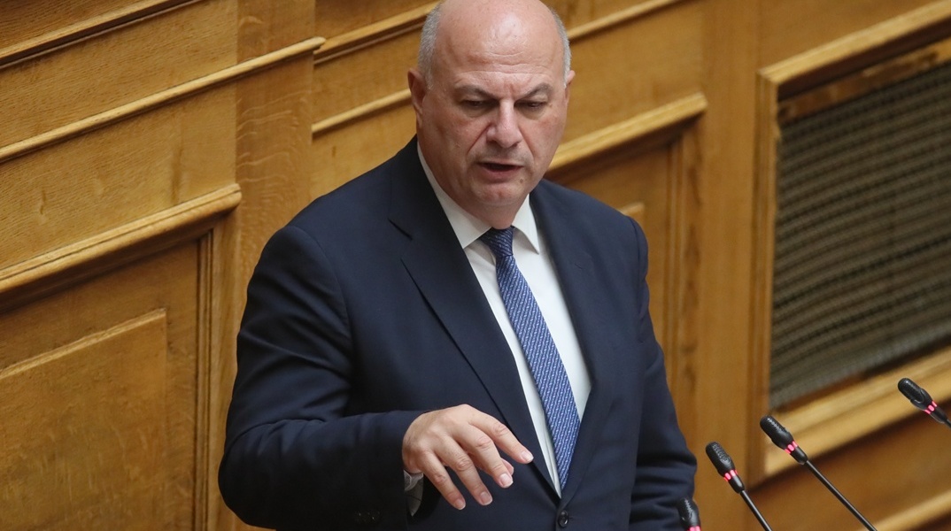 Ο υπουργός Αγροτικής Ανάπτυξης, Κώστας Τσιάρας 