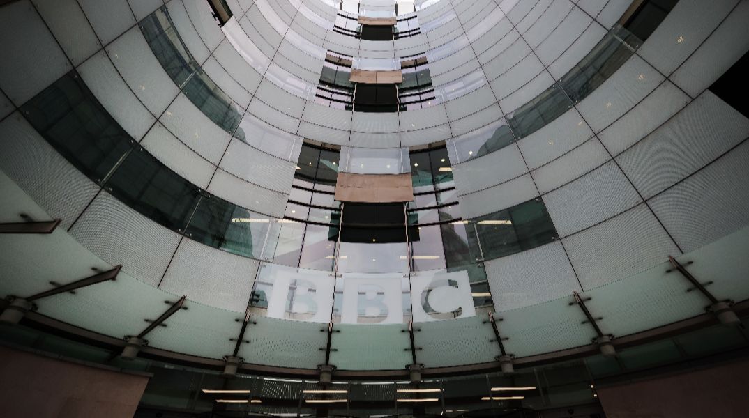 Η πρώτη αντίδραση του BBC μετά τη μήνυση για συκοφαντική δυσφήμιση από τον Τραμπ