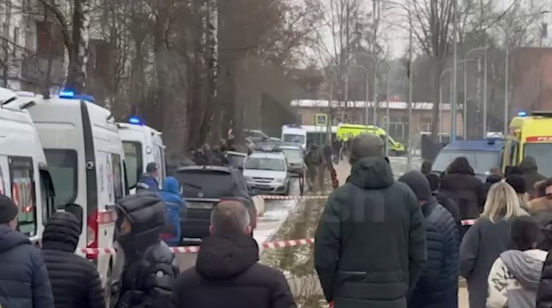 Ρωσία: 10χρονος μαθητής νεκρός από επίθεση με μαχαίρι σε σχολείο κοντά στη Μόσχα - Οι αρχές εξετάζουν το ενδεχόμενο εξτρεμιστικών κινήτρων.