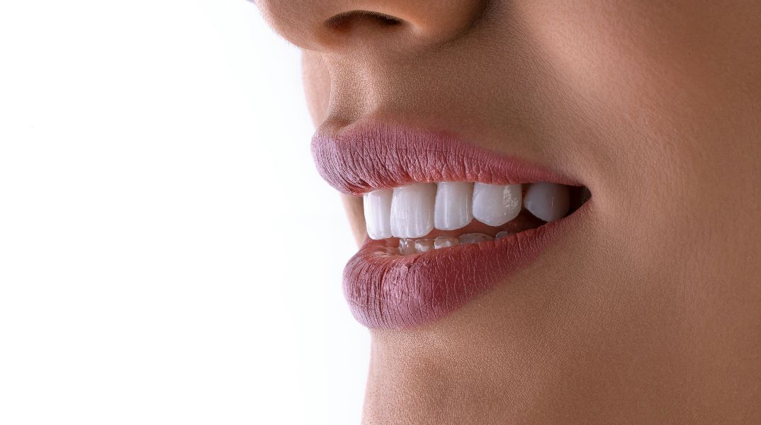 Το στόμα και η καρδιά συνδέονται: Γιατί η ουλίτιδα δεν είναι αθώα