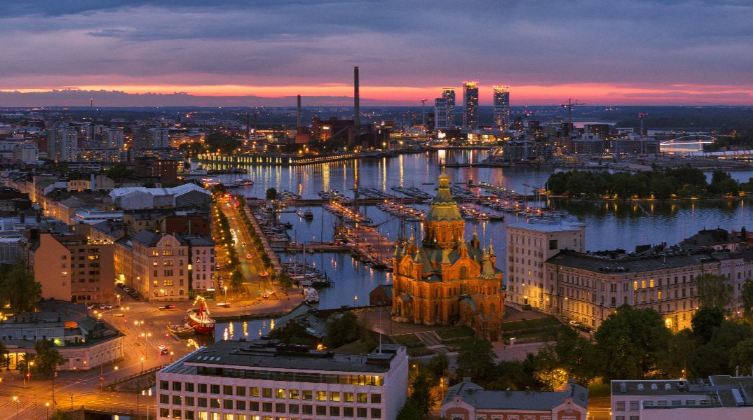 Πού θα ταξιδέψουν οι Έλληνες τις γιορτές - Κορυφαίοι προορισμοί και ευκαιρίες της τελευταίας στιγμής