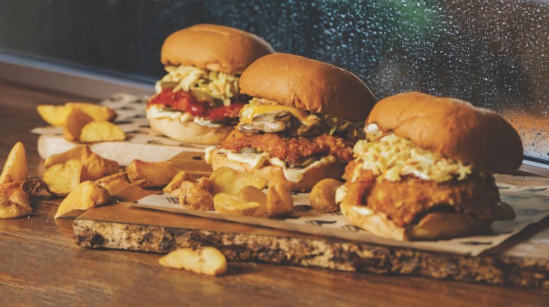 Simply Burgers: Σταθερή αξία σε γεύση και ποιότητα 