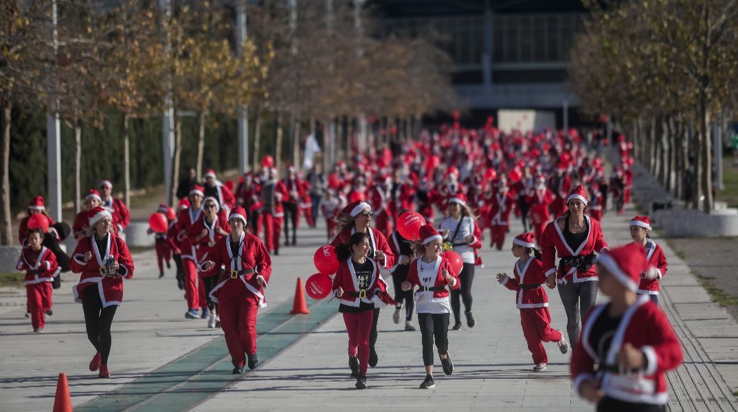 Δήμος Αθηναίων: Τρέχουμε ντυμένοι Αϊ Βασίληδες στην καρδιά της πόλης