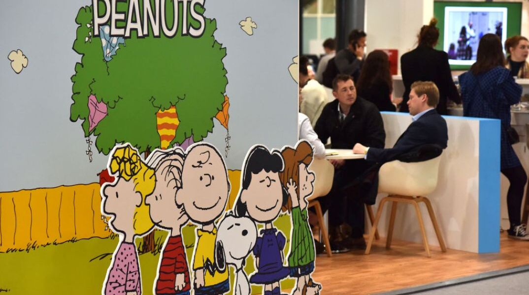 Η παρέα των Peanuts σε ένα βρετανικό σχολείο