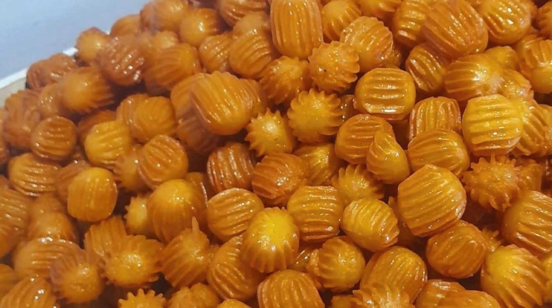  Πού θα βρεις φρέσκα σιροπιαστά τουλουμπάκια στο κέντρο της Αθήνας;