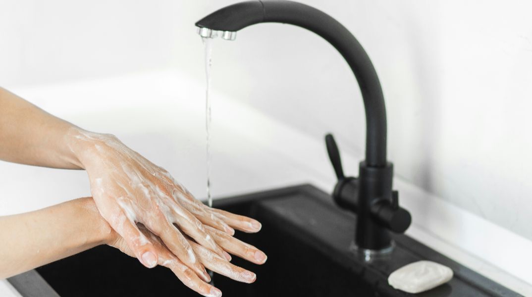 ΕΥΔΑΠ: Πόσο θα αυξηθούν οι λογαριασμοί νερού στην Αττική - Νέο πάγιο για νοικοκυριά και επιχειρήσεις