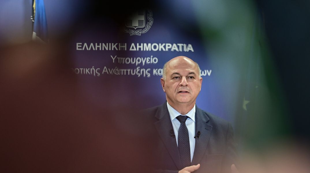 Ο Κώστας Τσιάρας υπογραμμίζει ότι τα περισσότερα αιτήματα των αγροτών έχουν ικανοποιηθεί και καλεί σε διάλογο αντί για μπλόκα στους δρόμους.