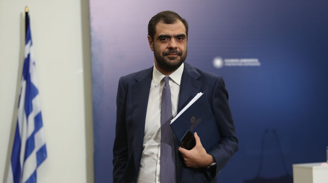 Ο Παύλος Μαρινάκης καλεί τους αγρότες σε διάλογο, τονίζοντας ότι ικανοποιήθηκε η πλειονότητα των αιτημάτων - Υπερασπίζεται τις παρεμβάσεις της κυβέρνησης