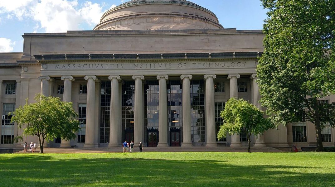 athensvoice_-_2025-12-21t195550_452