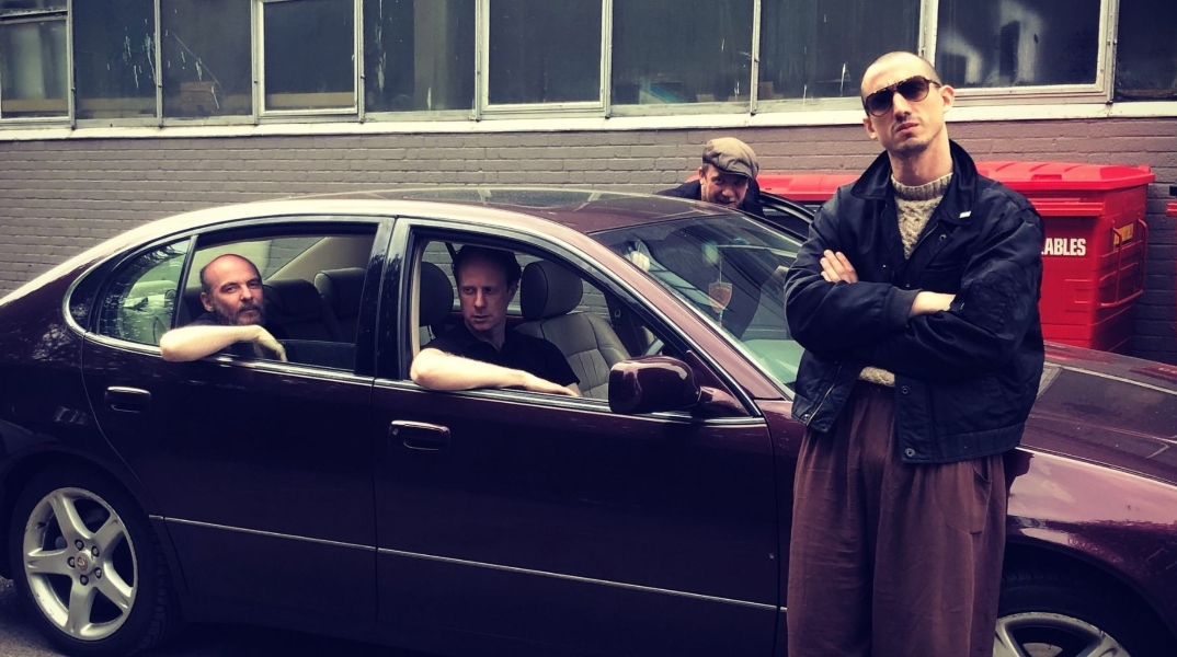 Decius: 5 superfans εξηγούν την Porosi με το supergroup πριν το live τους στην Αθήνα