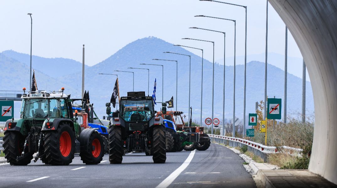 Οι αγρότες άνοιξαν τις σήραγγες των Τεμπών - Πού παραμένουν τα μπλόκα - Live χάρτης