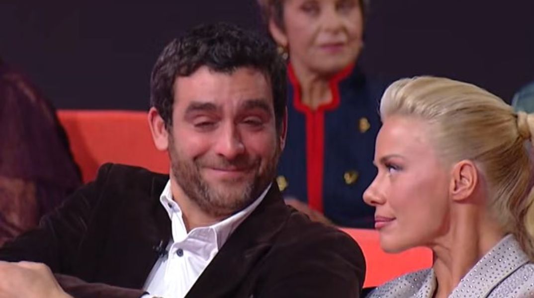 Ο «κακός» του «Παρά Πέντε» λύγισε στο reunion: Η αναφορά στον Γεράσιμο Μιχελή