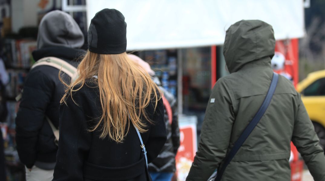 Καιρός: Κρύο και θυελλώδεις άνεμοι έως 9 μποφόρ σήμερα