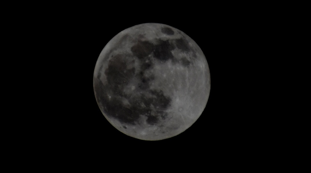 Η πανσέληνος του λύκου 