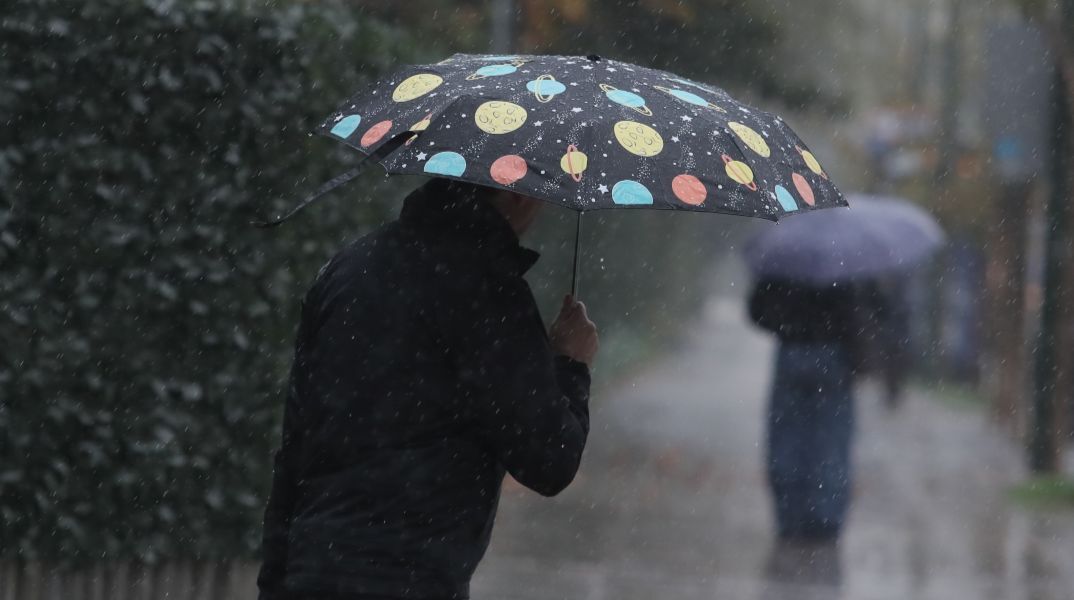 Βροχερά τα Θεοφάνια σε αρκετές περιοχές - Πού θα σημειωθούν καταιγίδες και έντονα φαινόμενα