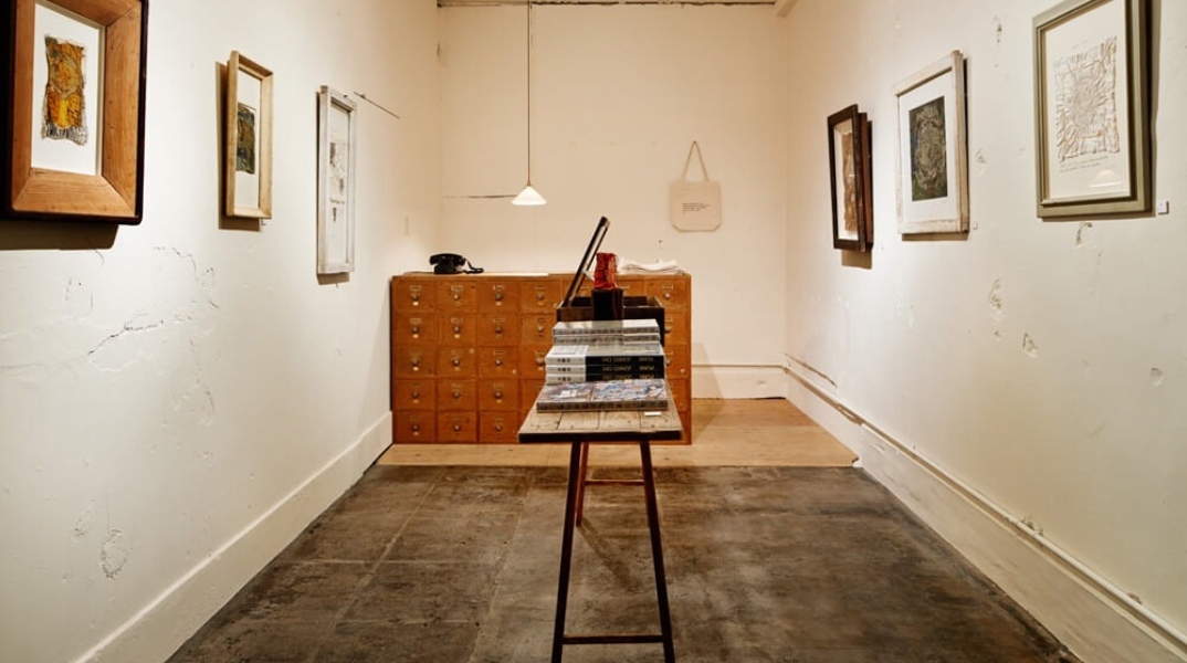 Το πιο μινιμαλιστικό βιβλιοπωλείο του κόσμου βρίσκεται στην Ιαπωνία και μοιάζει με χώρο προσευχής