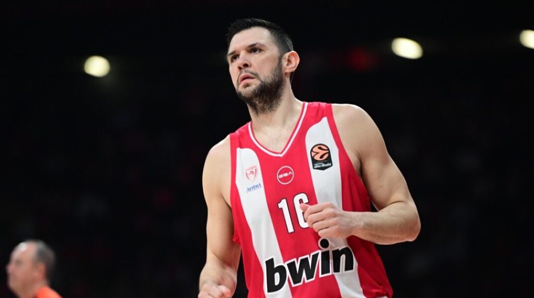 Παπανικολάου: Ποτέ δεν μου άρεσε η λέξη «ηγέτης» και «αρχηγός»