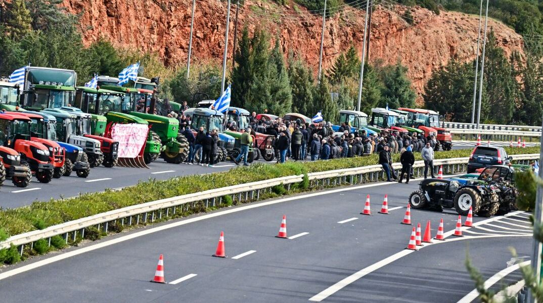 To μπλόκο της Νεμέας για το οποίο άνοιξε δικογραφία σύμφωνα με την ΕΛ.ΑΣ