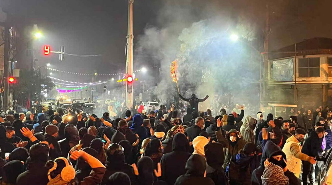  Ιράν: Περαστικοί και παιδιά ανάμεσα στα θύματα της αιματηρής καταστολής