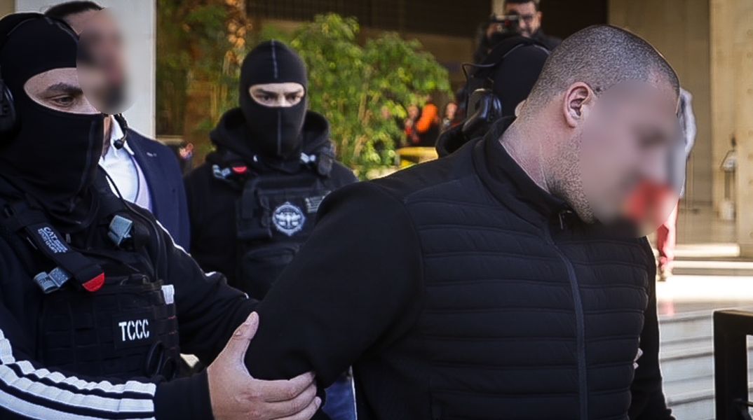 Φοινικούντα: Τα ίχνη, η πυρίτιδα και το περίστροφο - Τι ρωτούσε ο ανιψιός το ChatGPT