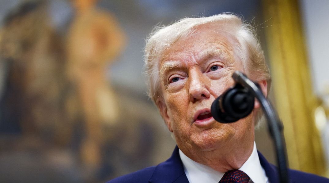 Τραμπ στους Ιρανούς: Έρχεται βοήθεια, συνεχίστε να διαδηλώνετε, το καθεστώς θα πληρώσει ακριβά