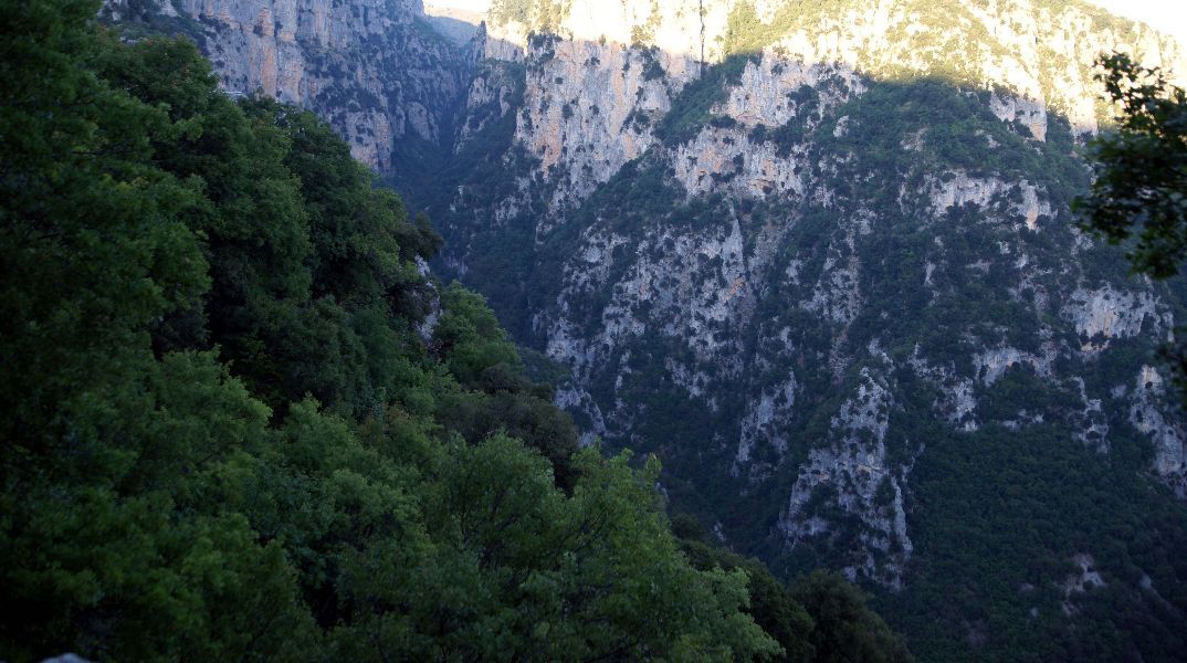 Αγνοούνται οκτώ ορειβάτες στον Ταΰγετο - Γλίστρησαν μέσα σε χαράδρα και εγκλωβίστηκαν