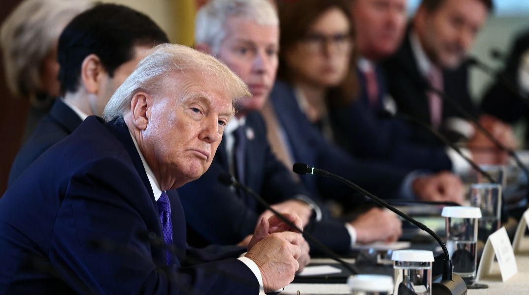 Χωρίς προηγούμενο οι απειλές Τραμπ προς συμμάχους για τη Γροιλανδία - Η ανάλυση του BBC