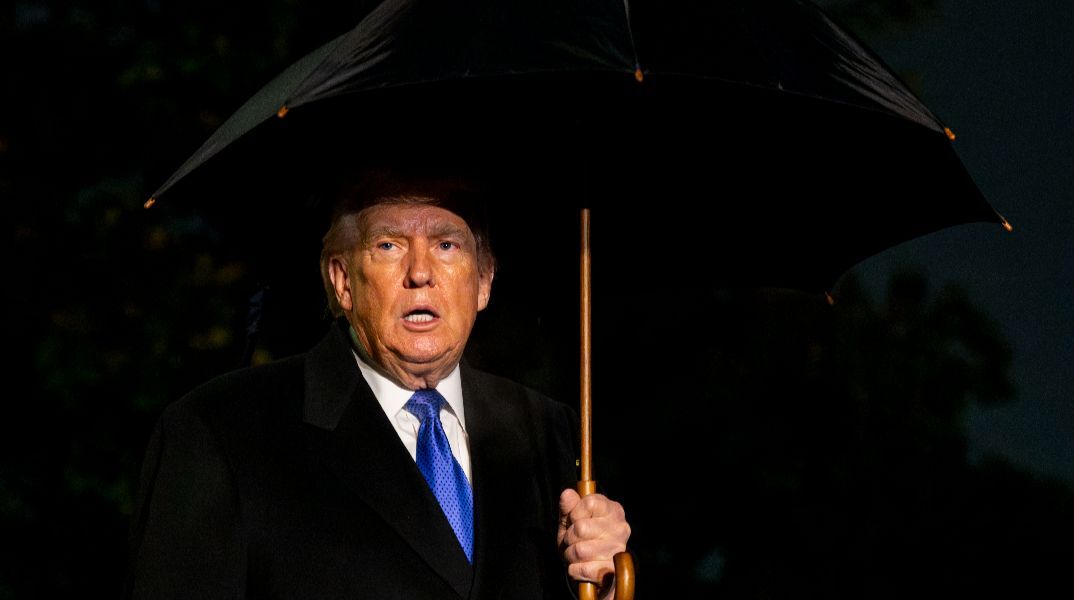 Γιατί ο Τραμπ αποφάσισε να μην χτυπήσει το Ιράν -  Το SMS από την Τεχεράνη και τα τηλεφωνήματα των Αράβων