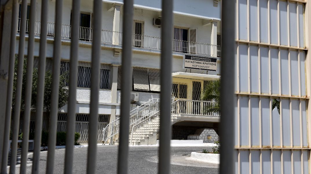 Άγρια δολοφονία στις φυλακές Κορυδαλλού: Σκότωσε συγκρατούμενό του με αυτοσχέδιο μαχαίρι