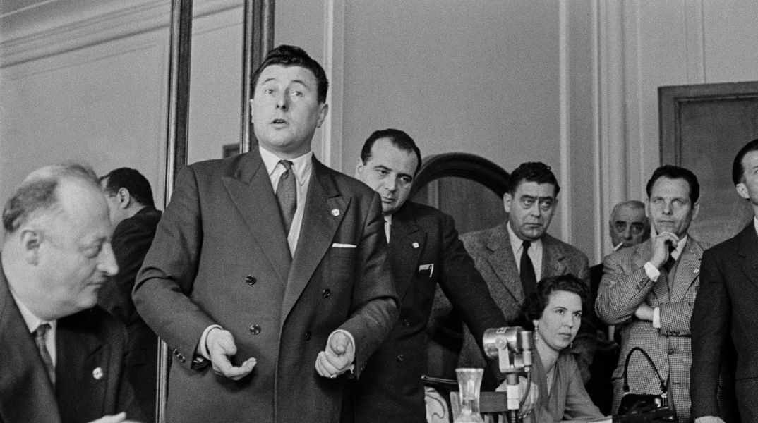 Πιερ Πουζάντ: Κινήματα διαμαρτυρίας και πολιτικοί διάττοντες