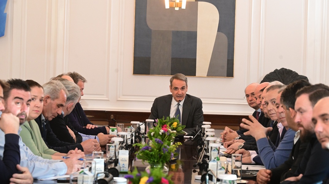 Κυριάκος Μητσοτάκης με αγρότες στο Μέγαρο Μαξίμου