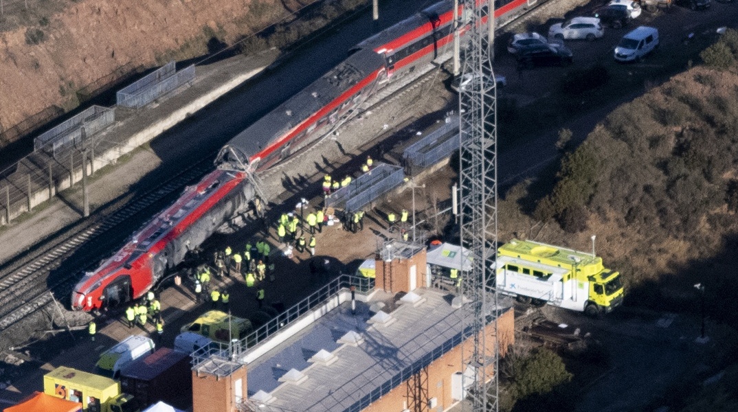 Το σημείο της σιδηροδρομικής τραγωδίας στην Ισπανία