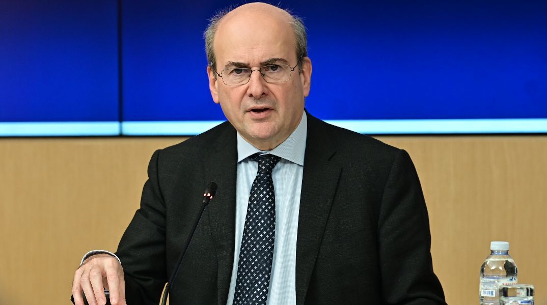 O Κωστής Χατζηδάκης