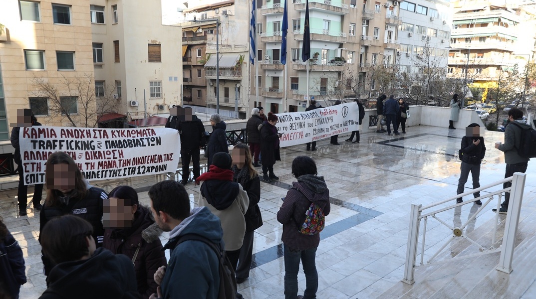 Βιασμός 12χρονης στον Κολωνό: Αναβολή της δίκης στο Εφετείο για τις 16 Νοεμβρίου 