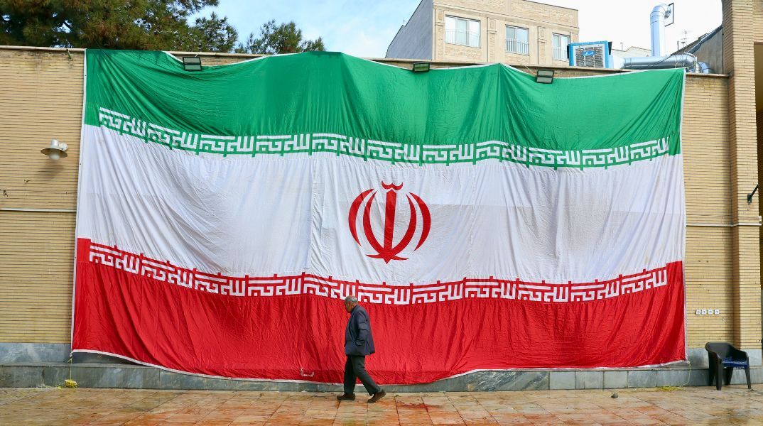 Ζούμε έναν εφιάλτη: Μαρτυρίες από το Ιράν μετά το τέλος της διεθνούς προσοχής