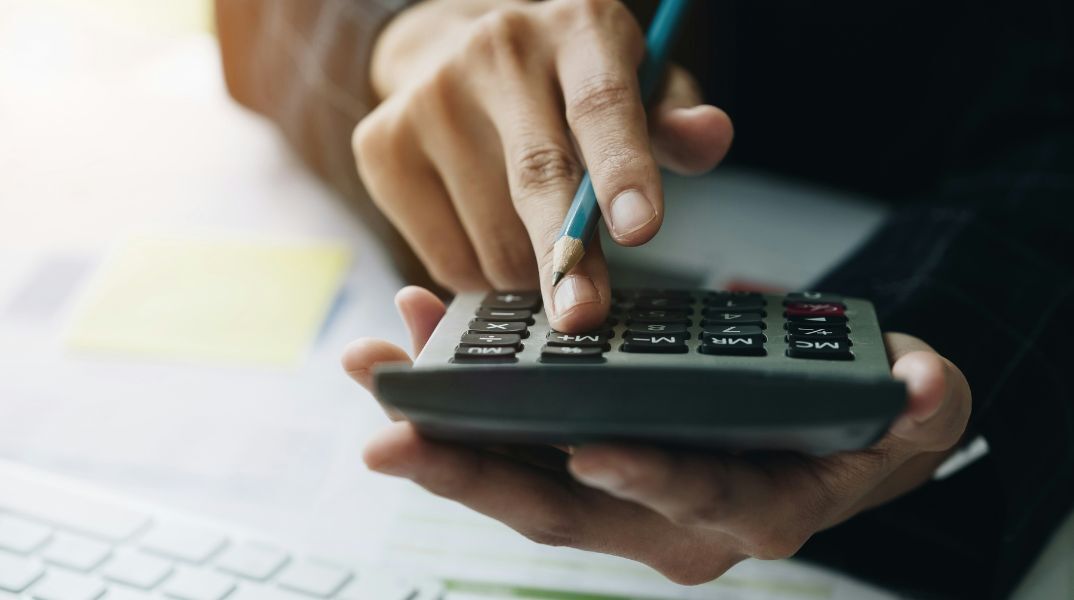 Έρχεται εβδομάδα αυξήσεων για ένα εκατομμύριο εργαζόμενους στον ιδιωτικό τομέα - Σε πλήρη εφαρμογή οι αλλαγές στις κλίμακες άμεσης φορολογίας