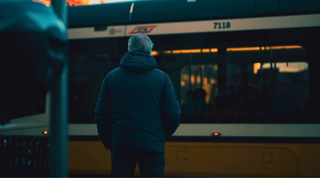 Η Ελλάδα γερνά: Είναι το δημογραφικό το μεγαλύτερο πρόβλημα της χώρας; 