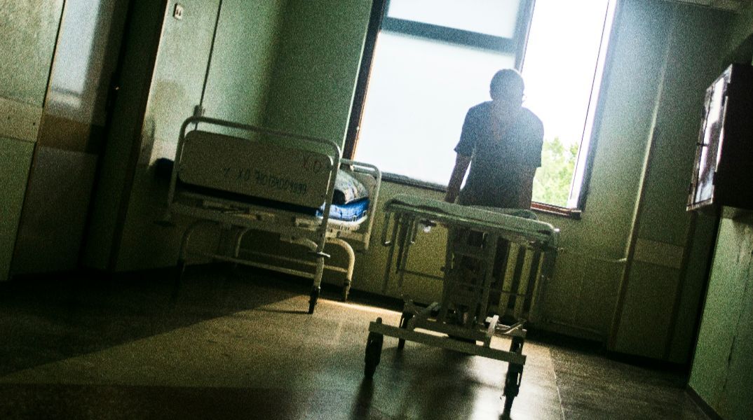 Ιός Nipah: Πώς μεταδίδεται και ποια είναι τα συμπτώματά του